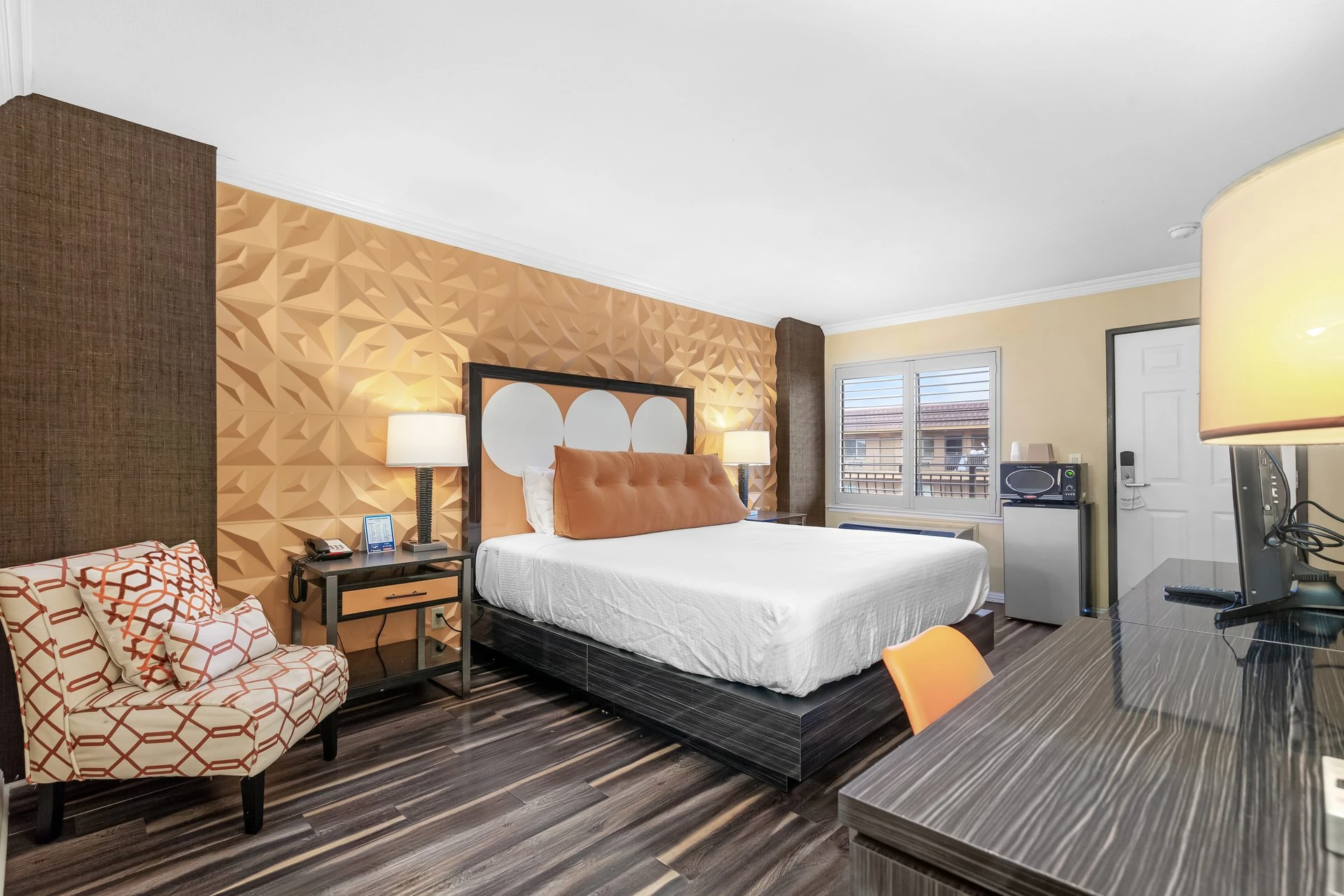 King Deluxe room layout view